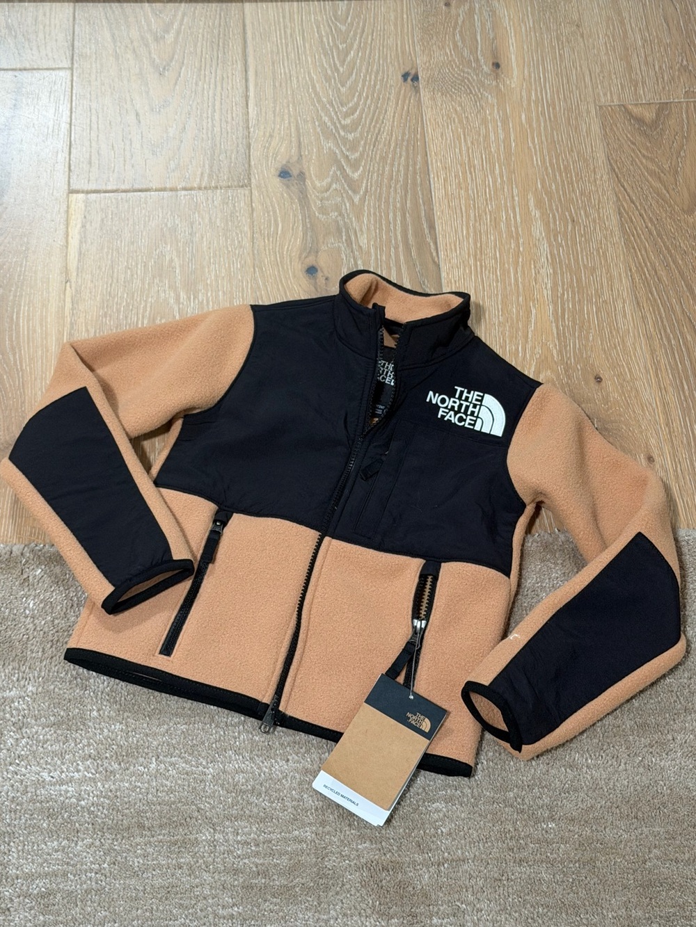 The North Face Kids Denali Jacket NWT